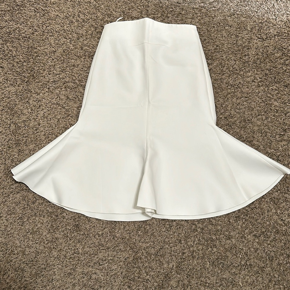 Ellery White Pencil Flare/ Flute Skirt